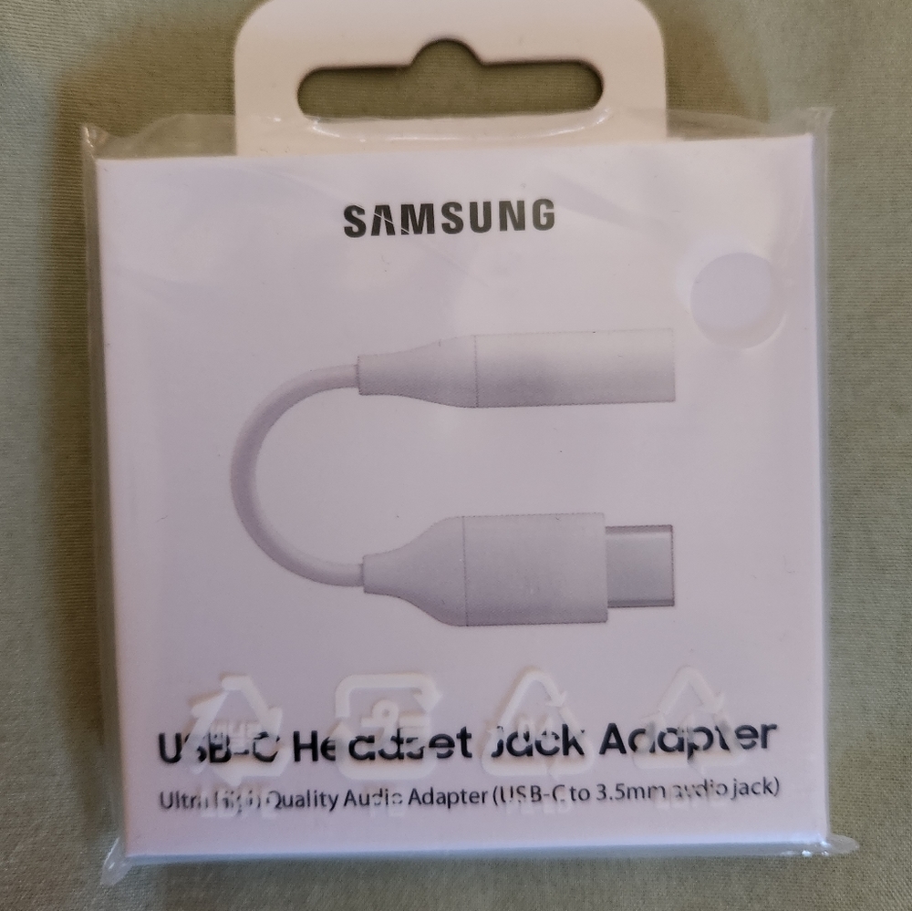 Samsung USBc earbud jack - NEW